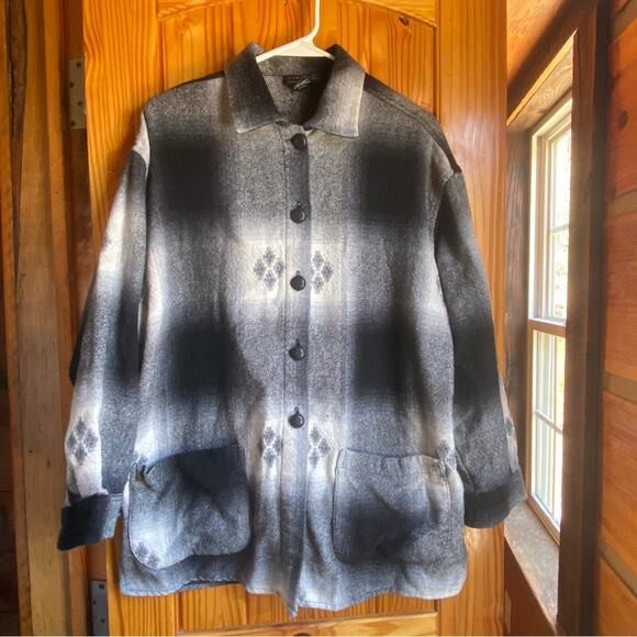 LIMITED Paris New York Shacket Shirt Womens SIze Small made in Italy Wool - Picture 1 of 6